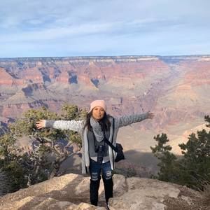 Meet your Posher, Yennë